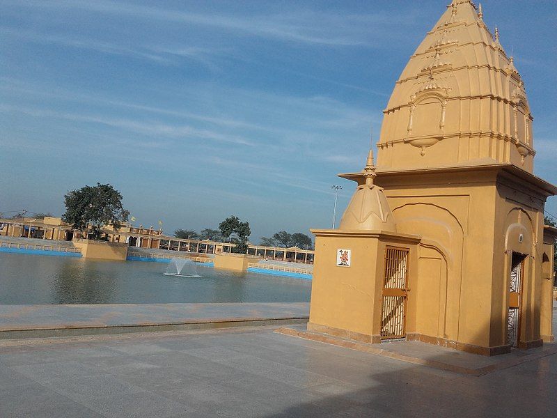 File:Bagwan Valmiki Tirath01.jpg