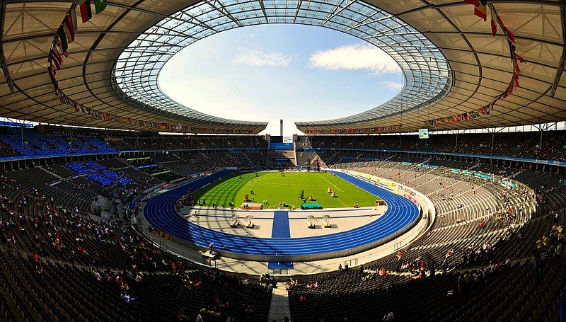 File:Berliner Olympiastadion day.jpg