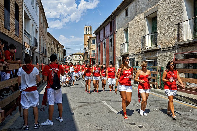 File:BuñuelFiestas.jpg