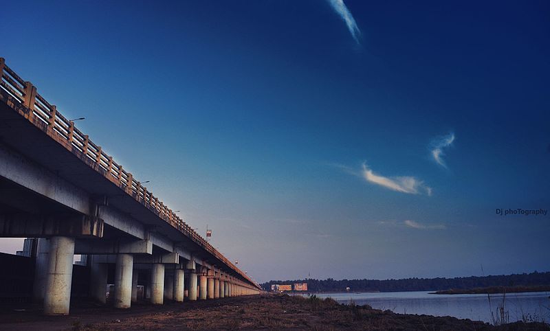 File:Chamravattam bridge kerala.jpg