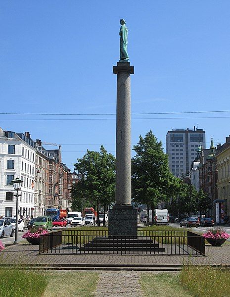 File:Dante Column (Copenhagen).jpg