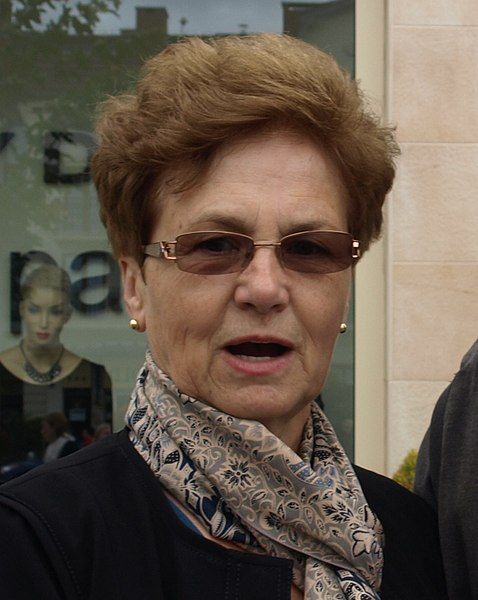 File:Danuta Walesa.jpg