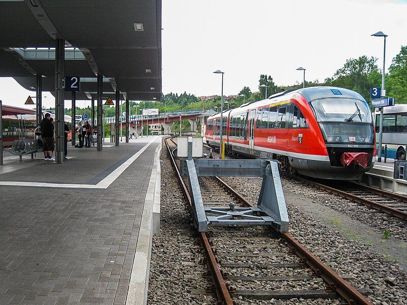 File:Hauptbahnhof Pirmasens.jpg