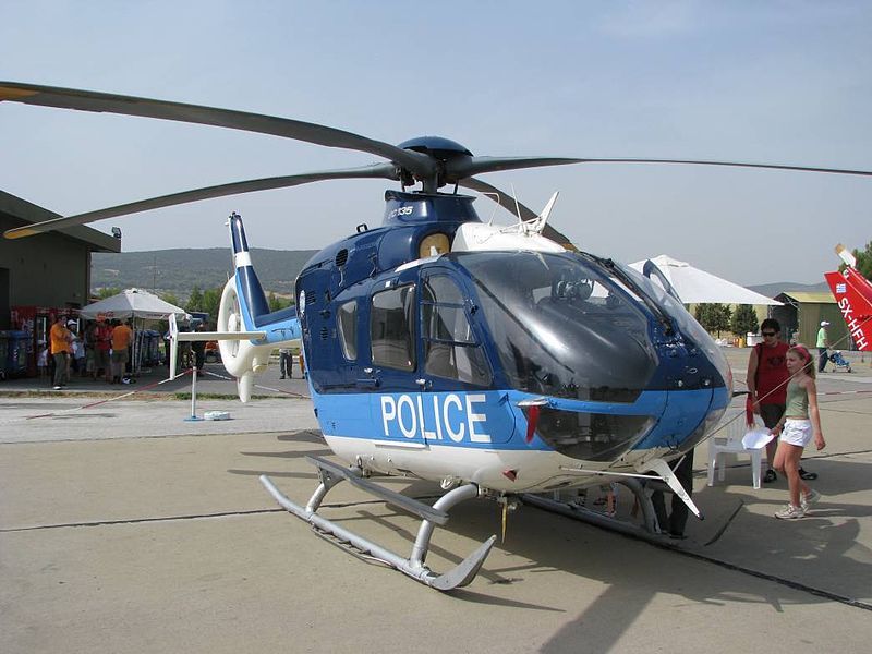 File:Hellenic Police EC-135.jpg