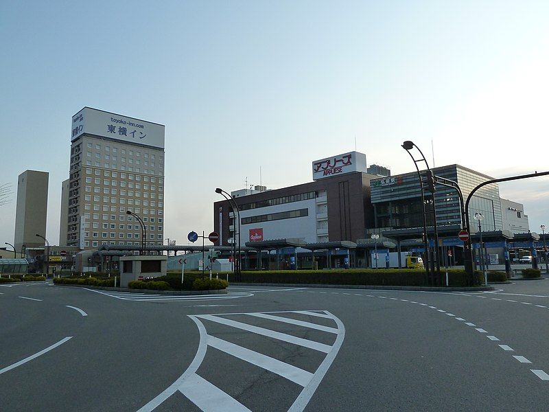 File:Hirosaki station.JPG