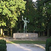 Memorial to those who fell in World War I.