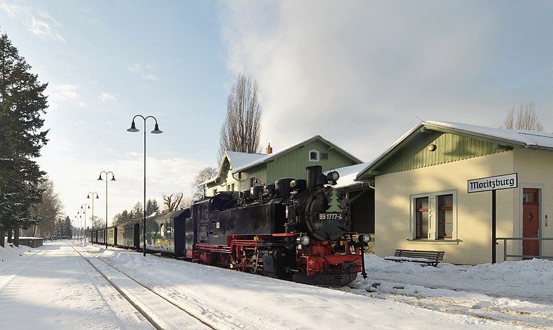 File:Lößnitzgrundbahn 991777-4.jpg