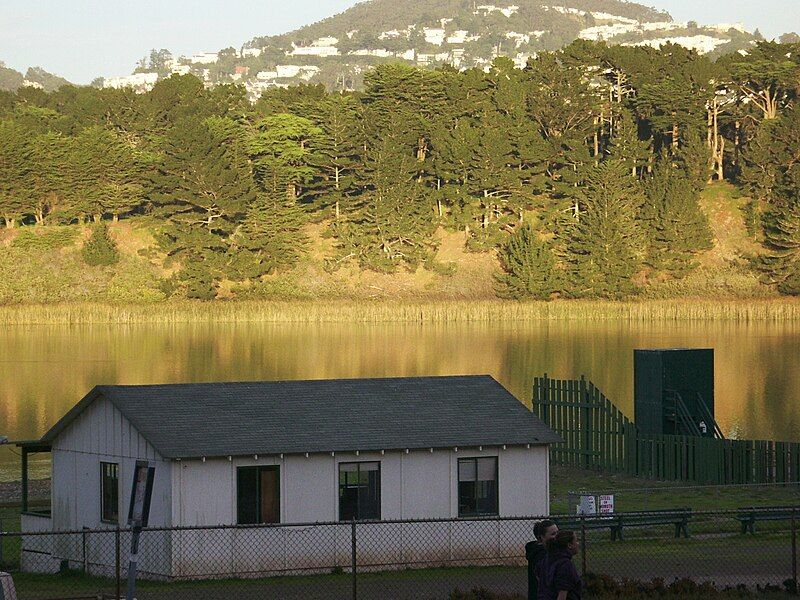 File:Lake Merced 2.JPG