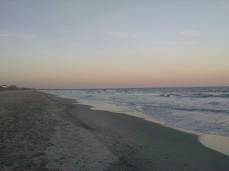 File:Litchfield Beach.jpg