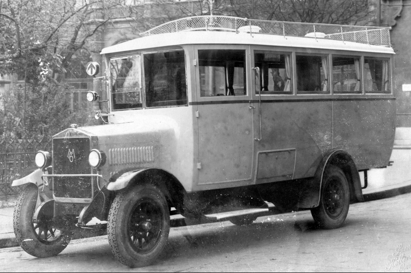 File:MÁG Bus 1913.png