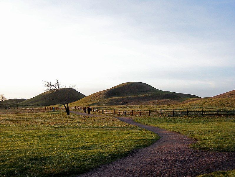 File:Old Uppsala sunset.jpg