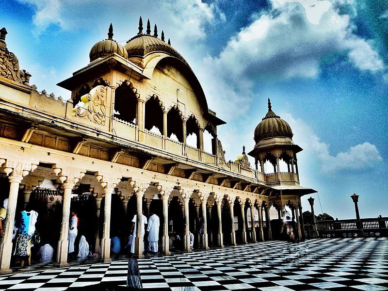 File:Radha Rani Mandir.jpg