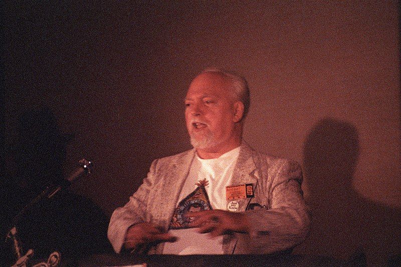 File:Robert Anton Wilson.jpg