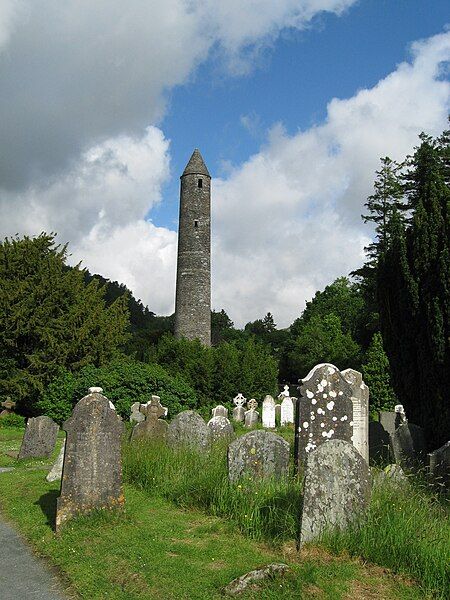 File:RoundTowerGlendalough.jpg