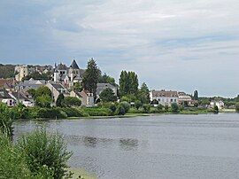 Saint-Aignan seen from the bank of the river Cher