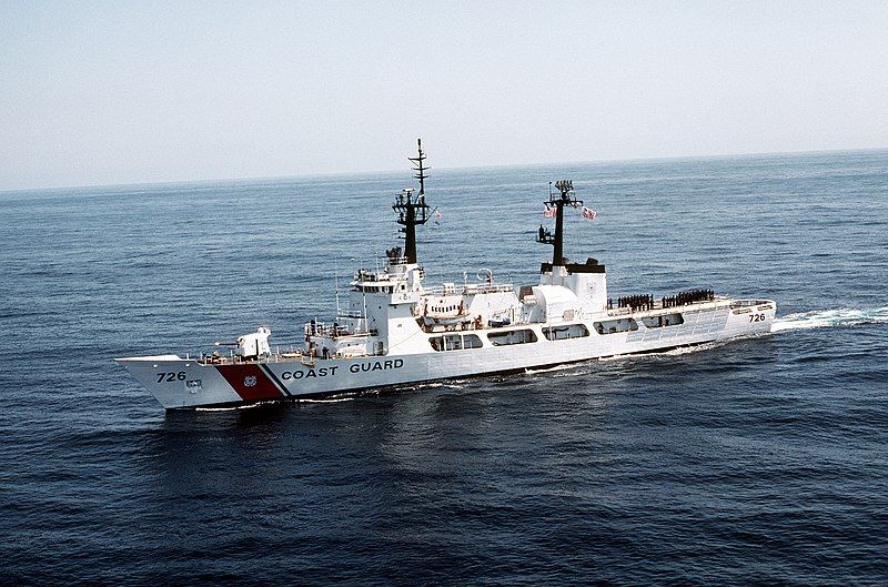 File:USCGC Midgett WHEC-726.jpg