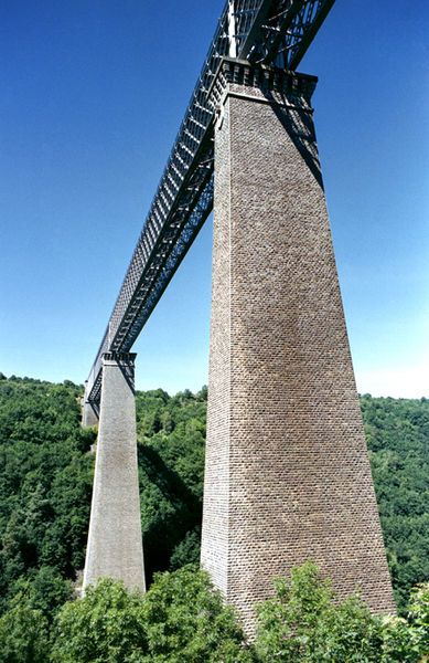 File:Viaduc des Fades.jpg