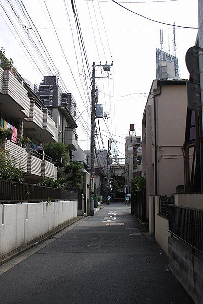 File:渋谷区本町.jpg