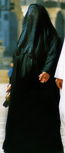 File:01 Burqa (cropped).tif