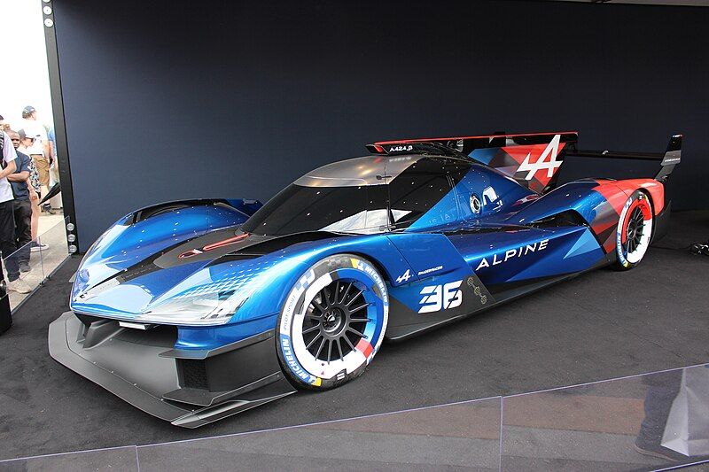 File:AlpineA424bShowcar.jpg