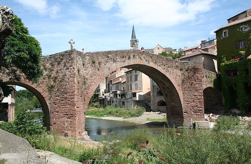 File:Camares pont 1.JPG