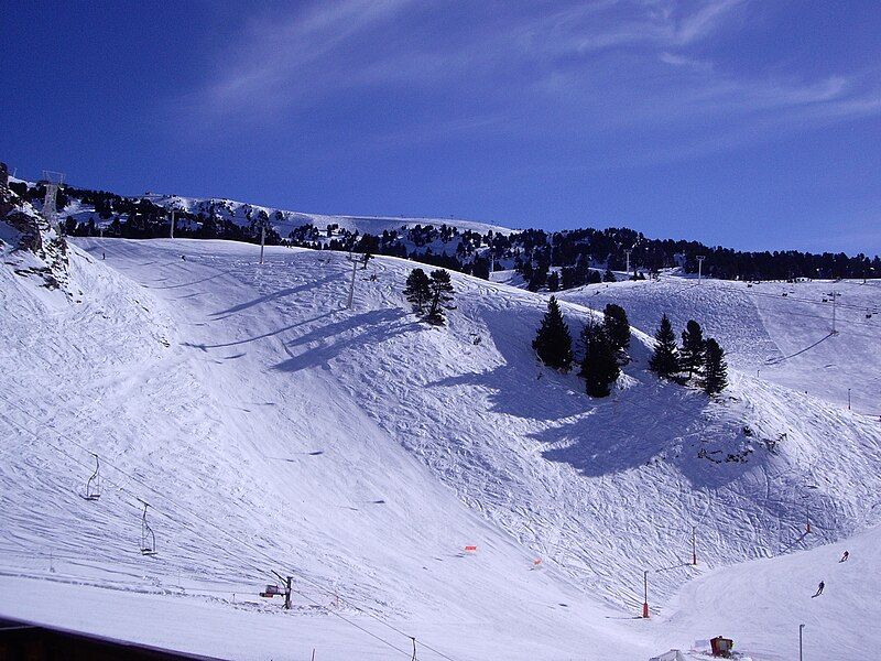 File:Chamrousse1600.JPG