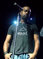 Singer Darius Rucker