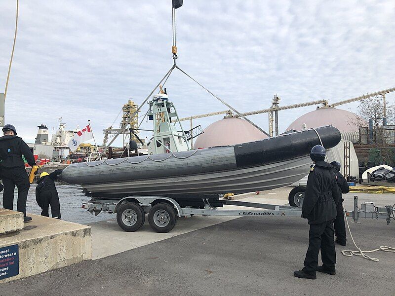 File:HMCS Star RHIB.jpg