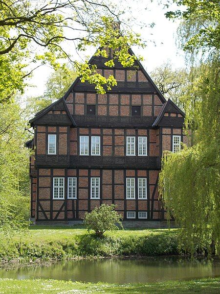 File:Haus Aussel Germany.jpg