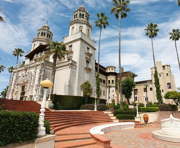 File:Hearst Castle (cropped).jpg