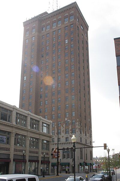 File:Leland Tower-3.JPG