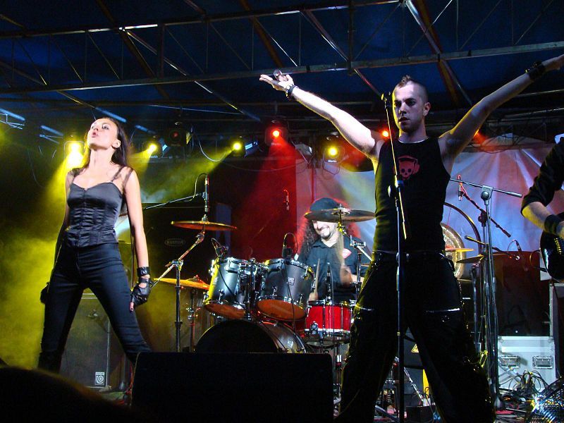 File:Macbeth (band).jpg