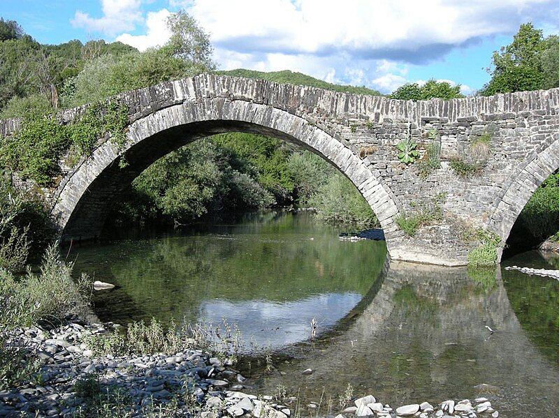 File:Milos bridge, Kipoi.jpg