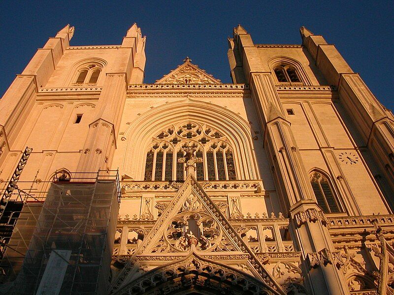 File:Nantes cathédrale-façade.jpg