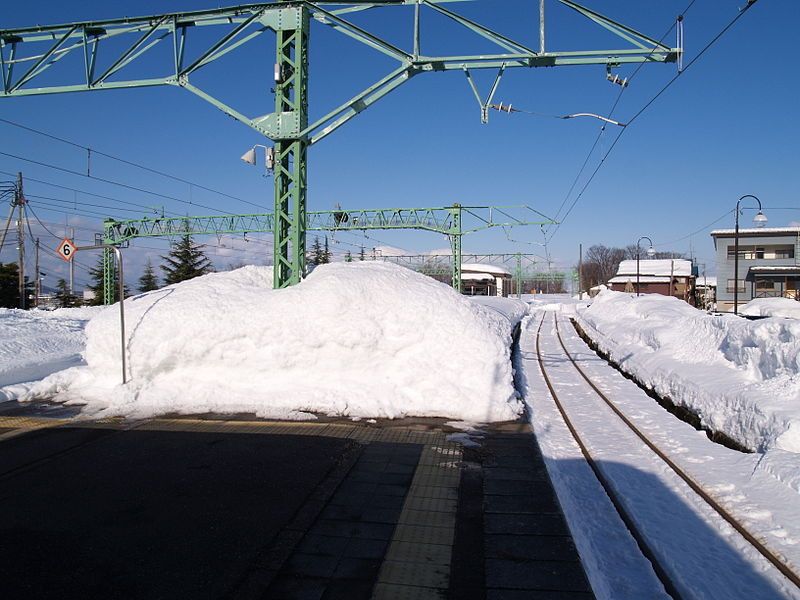 File:Nihongi-Sta-Platform2.JPG