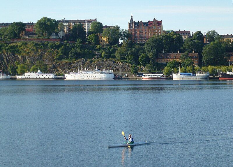 File:Riddarfjärden juli 2012.jpg