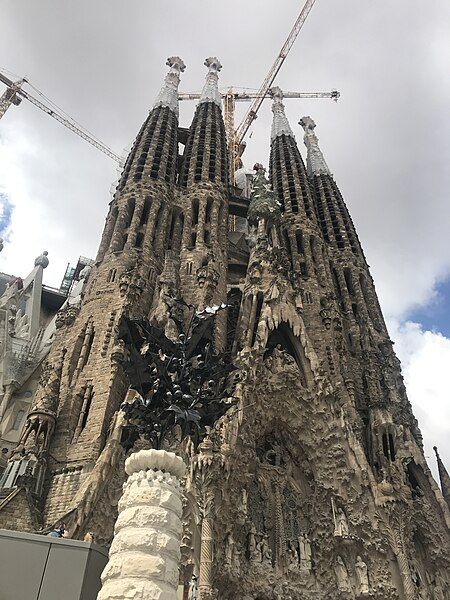 File:Sagrada Família (2019).jpg