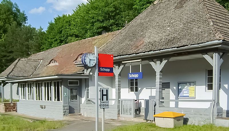 File:Schopp Bahnhof.jpg