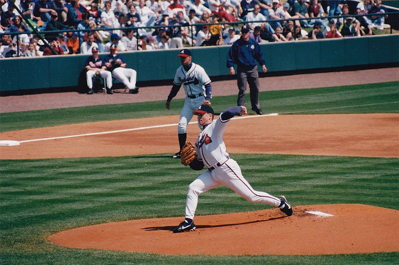 File:Tom Glavine 1998.jpg