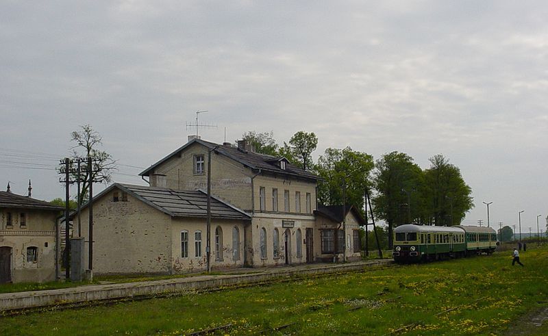 File:Wiatrowiec Warminski station.JPG