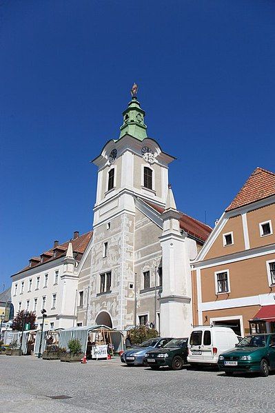 File:Zwettl-rathaus-viennaphoto-at.jpg