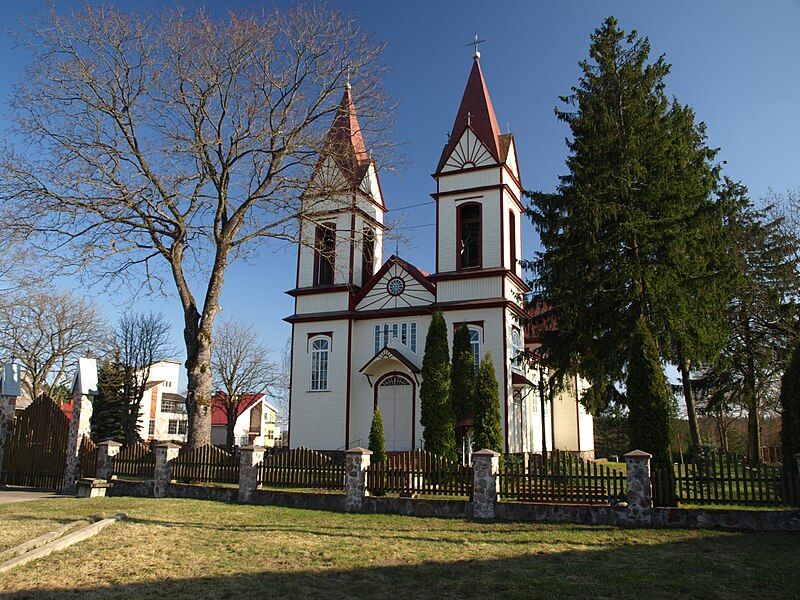 File:Aukstadvaris church.jpg