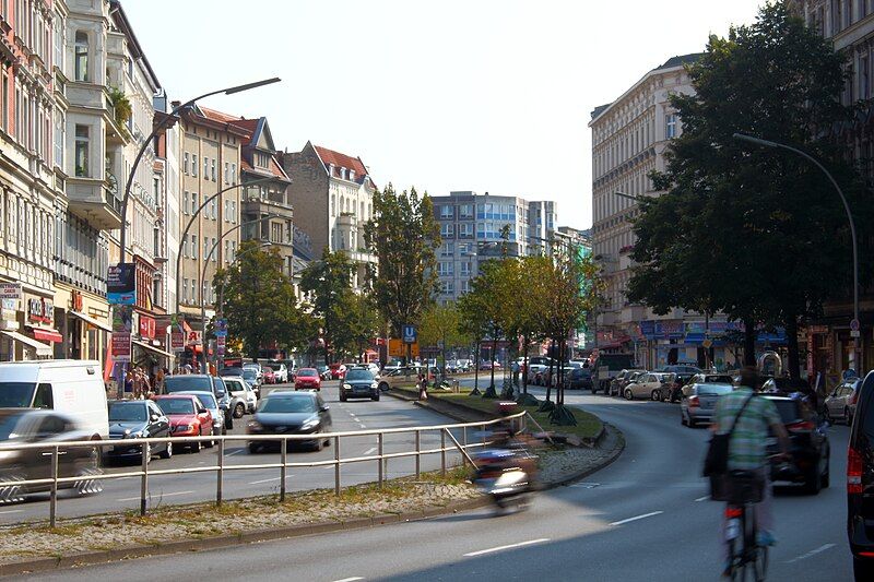 File:Badstraße Berlin-Gesundbrunnen.jpg