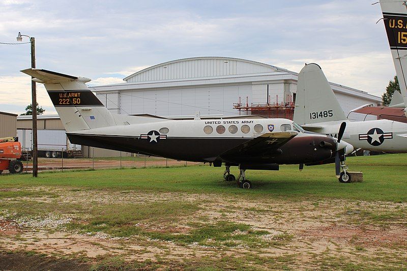 File:Beech C-12C-BH (8-22-2022).jpg