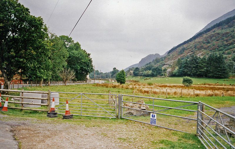 File:Betws Garmon geograph-3260681-by-Ben-Brooksbank.jpg