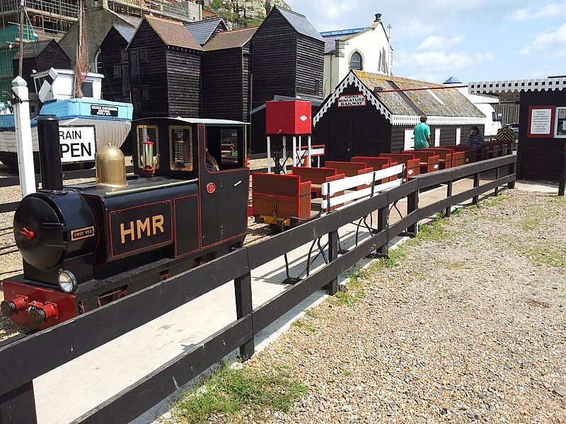 File:Hastings Miniature Railway.jpg