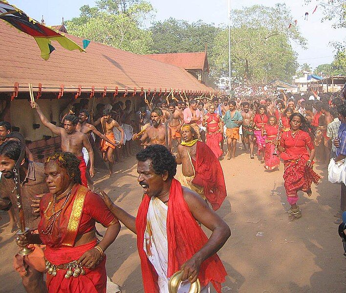 File:Kodungallur Bharani.jpg