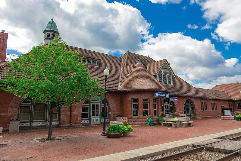 File:Michigan Central Depot-Kalamazoo.jpg