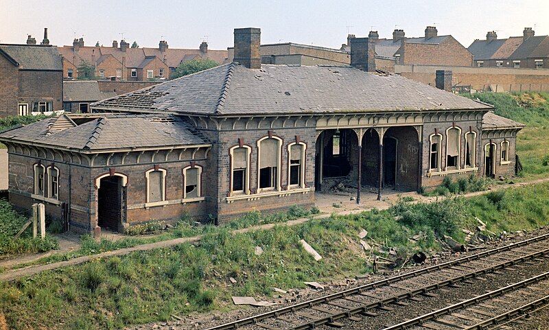 File:NuneatonAbbeyStreetStation 19750607.jpg