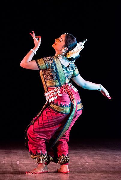 File:Odissi pose.JPG